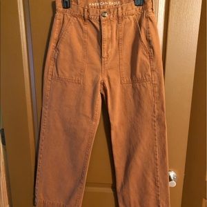 American Eagle crop pants